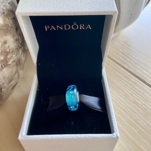 PANDORA Blue Effervescence Murano Glass Charm - Picture 2 of 6